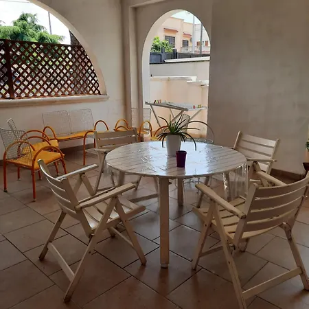 לינה וארוחת בוקר Costa Gentile